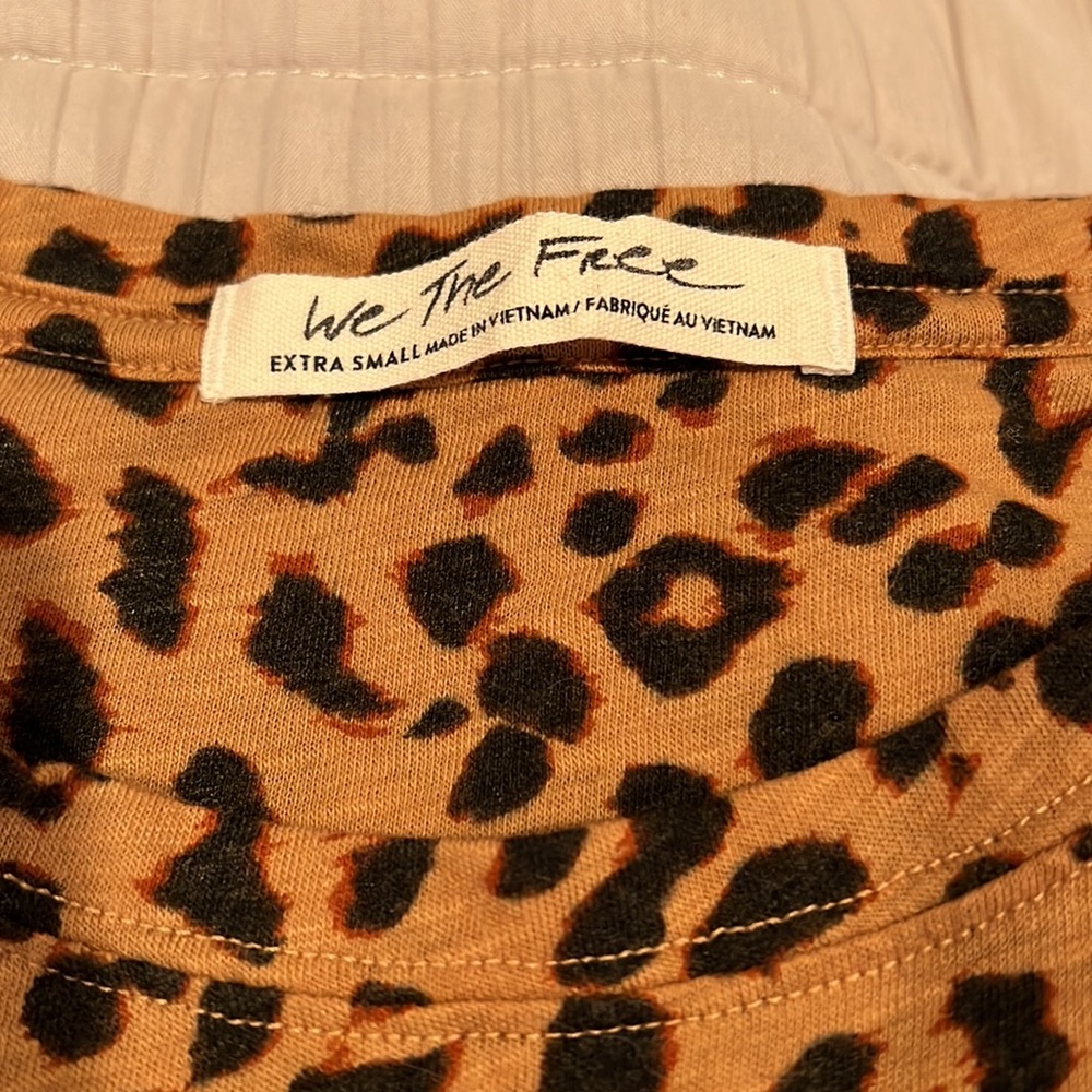 Free People leopard tee - Picture 2 of 4